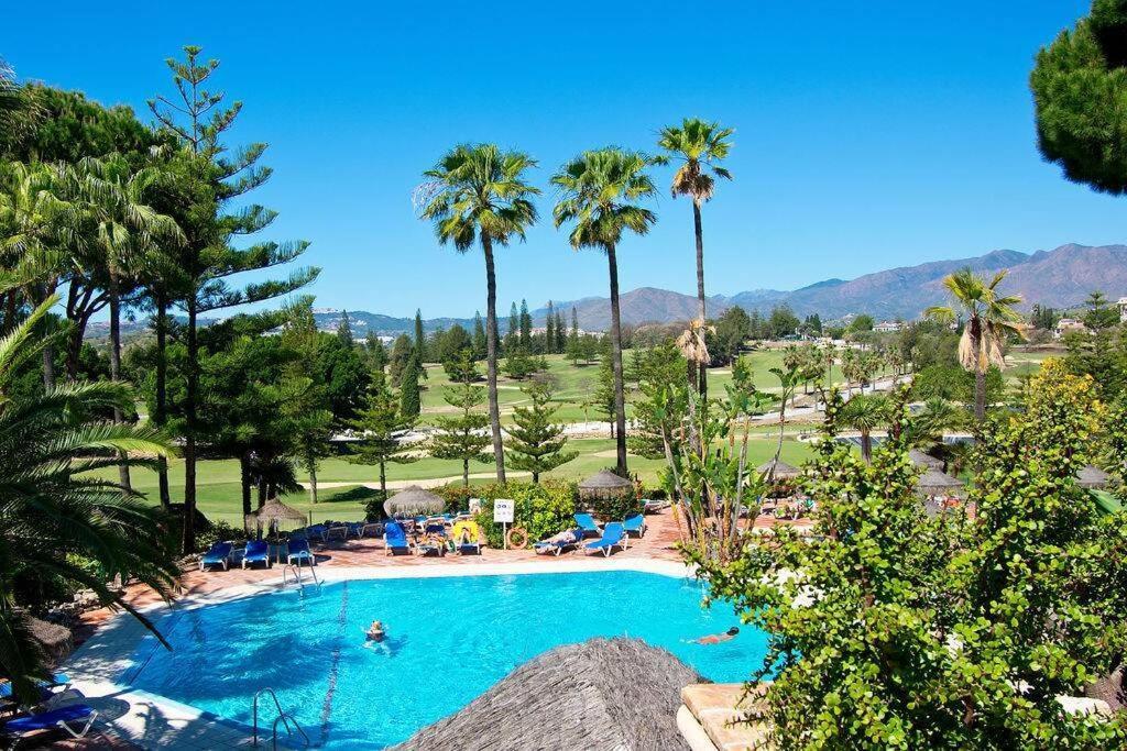 Spectacular Apartment In Matchroom Country Club فوينخيرولا المظهر الخارجي الصورة