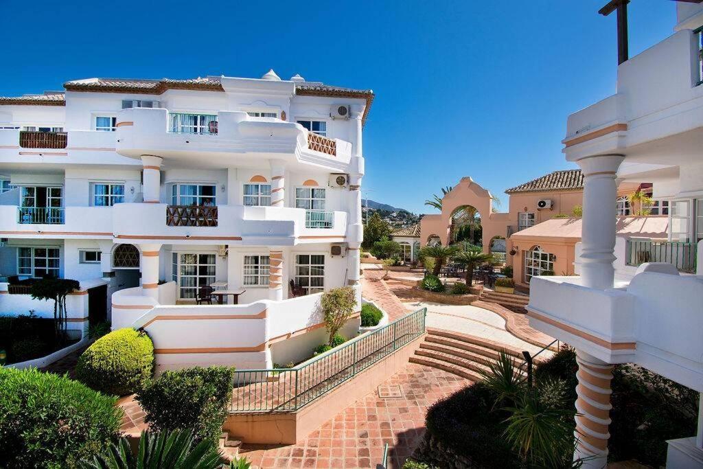 Spectacular Apartment In Matchroom Country Club فوينخيرولا المظهر الخارجي الصورة